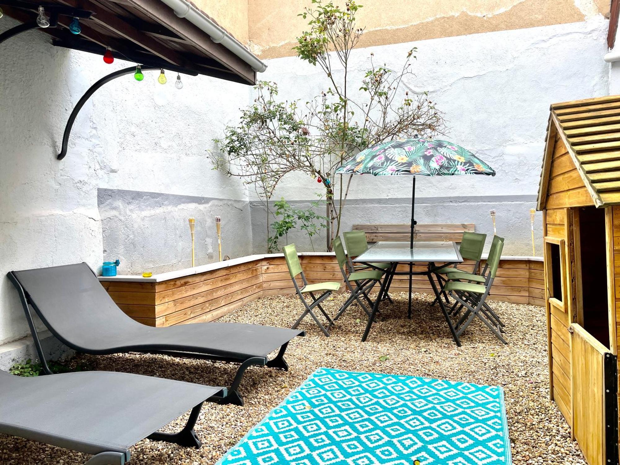 Le Petit Jardinet De Tarare Apartment Exterior foto